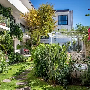 https://paradise-departamentos.hotelsmendoza.com